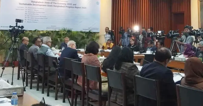 ইউনিসেফ আয়োজিত এক সেমিনারে গভর্নরসহ অন্যান্যরা